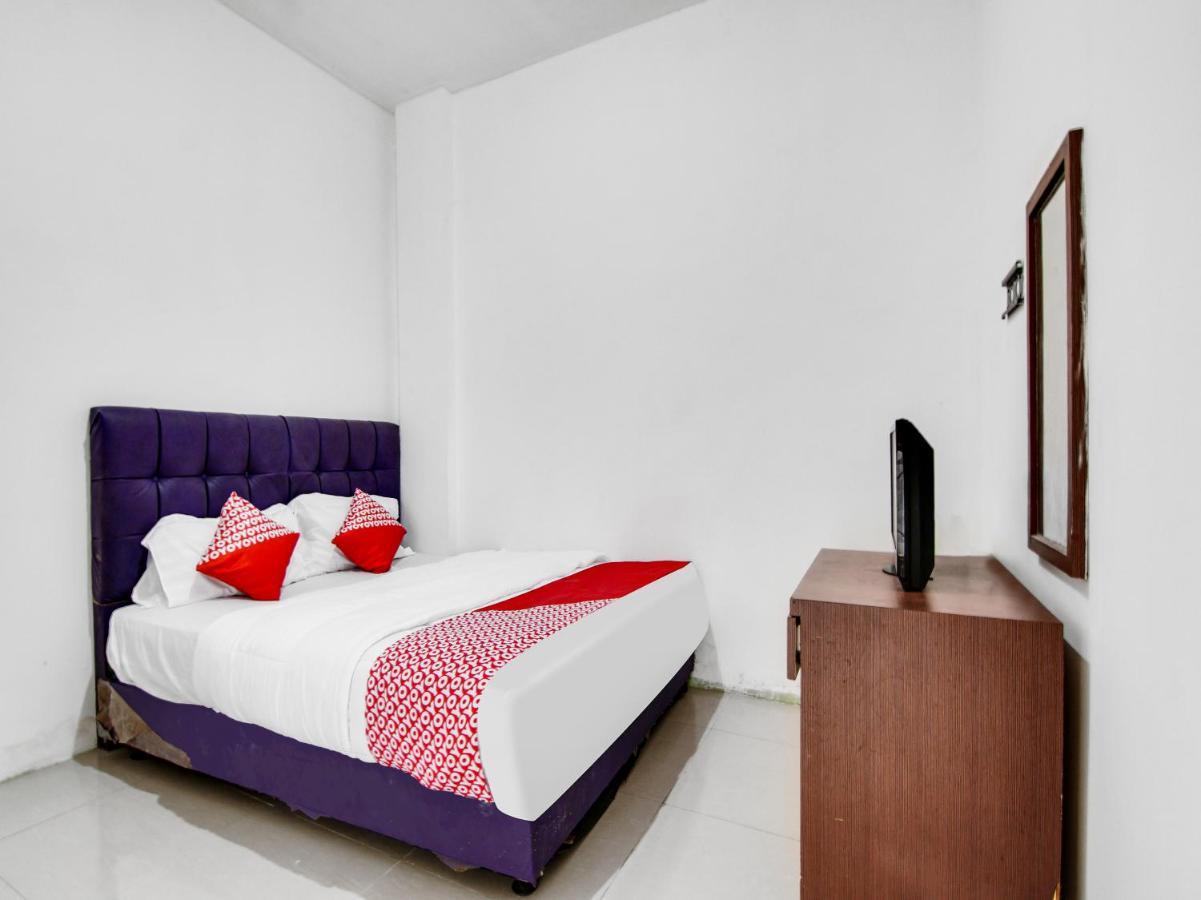 Hotel Oyo 90897 Sepupu Satria 2*
